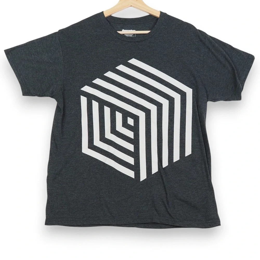 Design By‎ Humans Mens Graphic Tee Medium Geometric Spiral Gray Minimalist